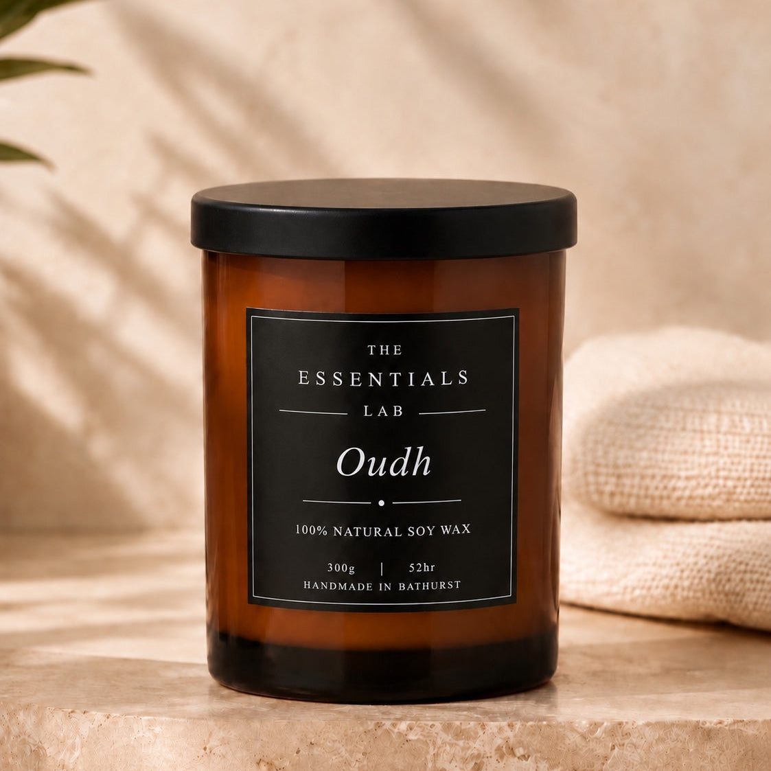 Oudh | Luxury Scented Candle 300g